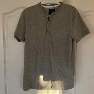 Abercrombie & Fitch Henley